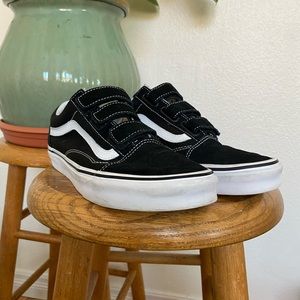 VANS OLD SKOOL V